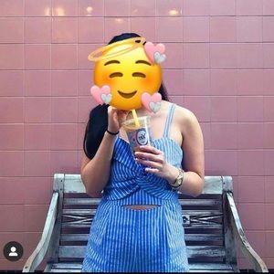 Blue and white striped jumpsuit w/cutout 🦋
